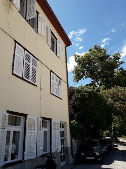 Rab-Centar Hotel Rab Town Bagian luar foto
