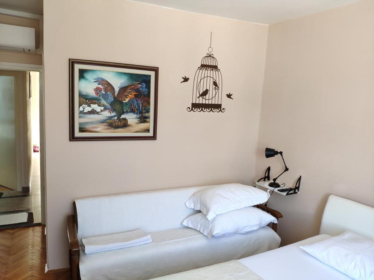 Rab-Centar Hotel Rab Town Bagian luar foto