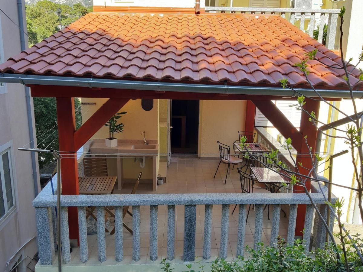 Rab-Centar Hotel Rab Town Bagian luar foto